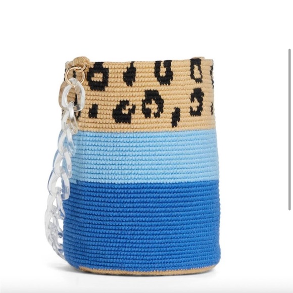 Soraya Hennessy Blue Leopard Midi Bucket Bag - Picture 3 of 9